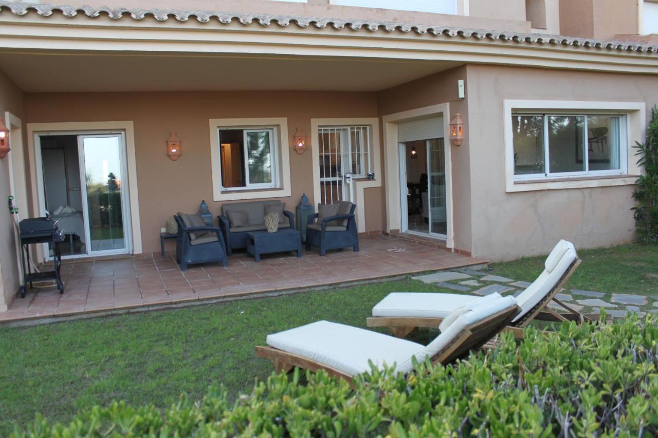 Elegant And Spacious Garden Apartment With Beautiful Views Ojén Exteriör bild