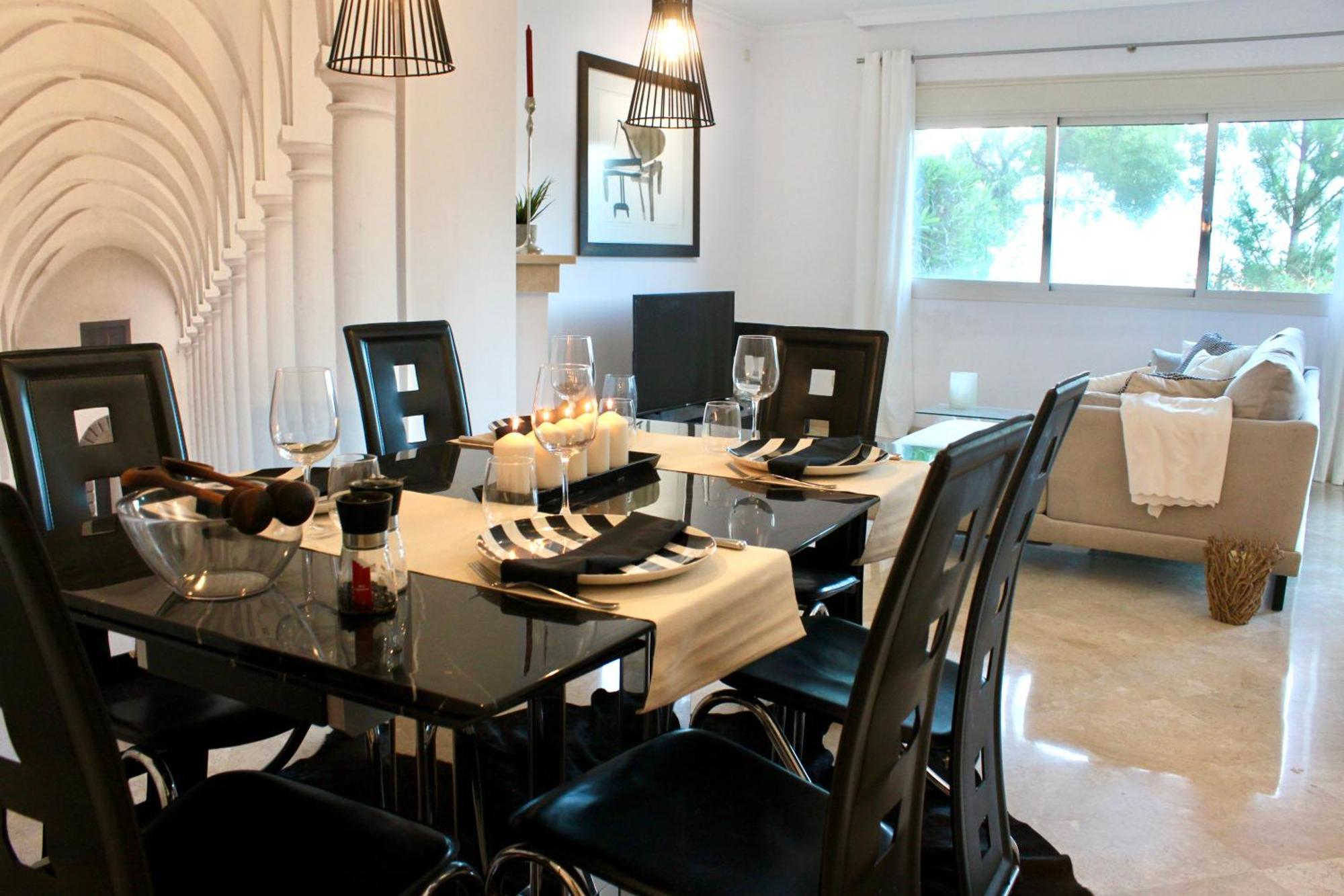 Elegant And Spacious Garden Apartment With Beautiful Views Ojén Exteriör bild